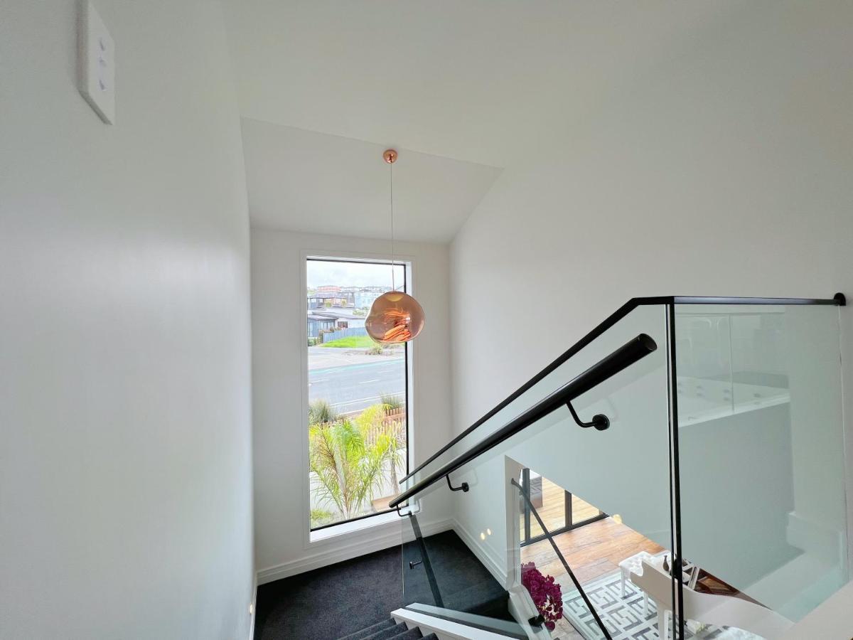 Willa Elegant Beach House In Long Bay Auckland Zewnętrze zdjęcie